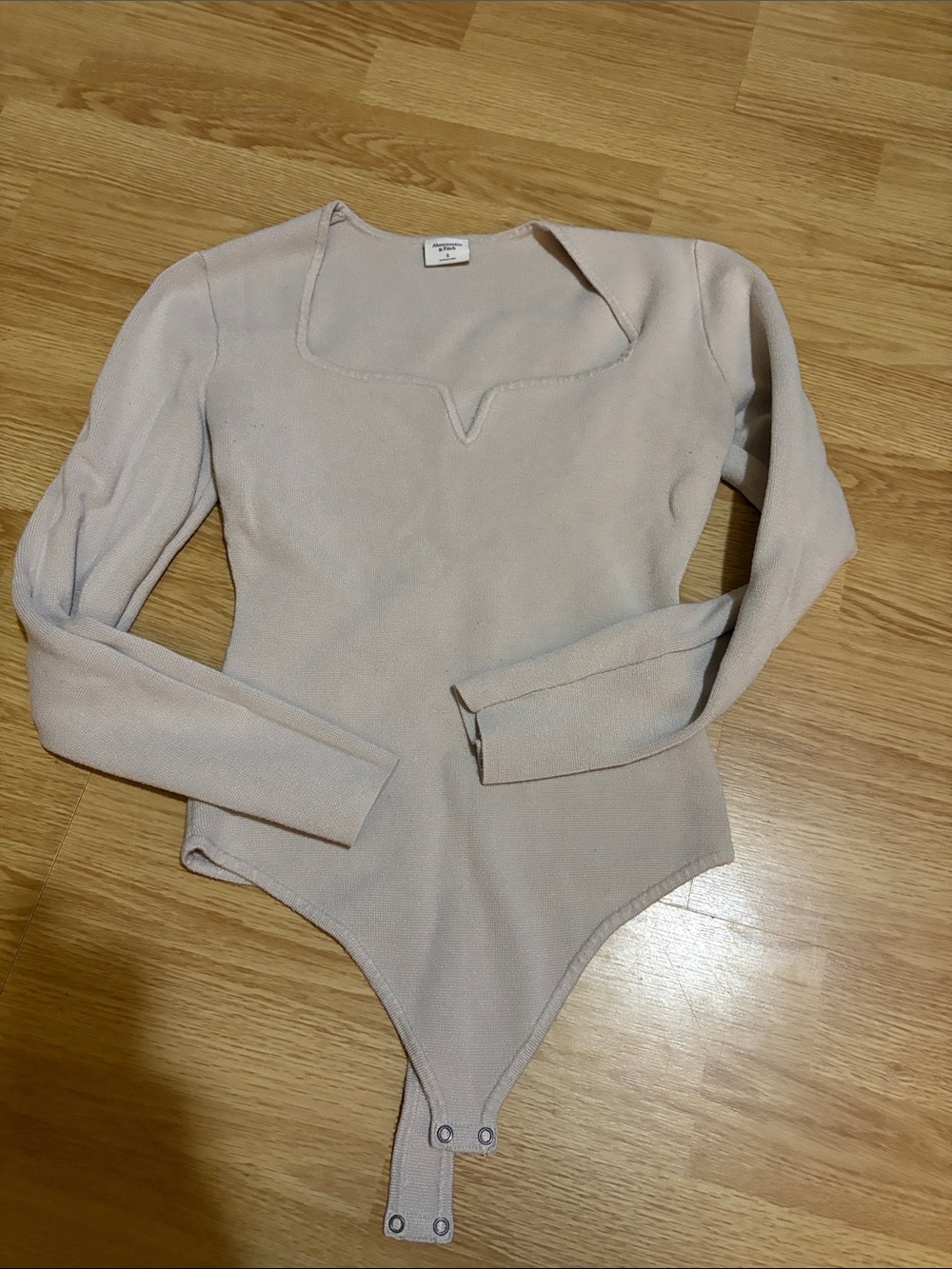 Abercrombie & Fitch Light Beige Long-Sleeve Square Neck Bodysuit